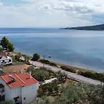 Seafront Rododafni Loft *