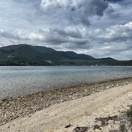 Apartment Seafront Rododafni Loft *