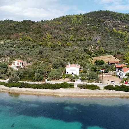 Apartment Seafront Rododafni Loft *