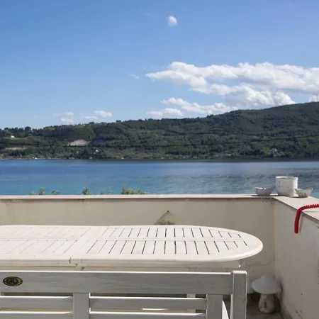 Apartman Seafront Rododafni Loft *
