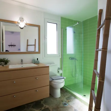 Seafront Rododafni Loft Apartman Jáltra